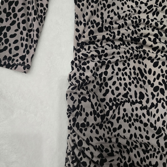 Jennifer Lopez Leopard Body-con Dress Size Small. - Picture 2 of 4